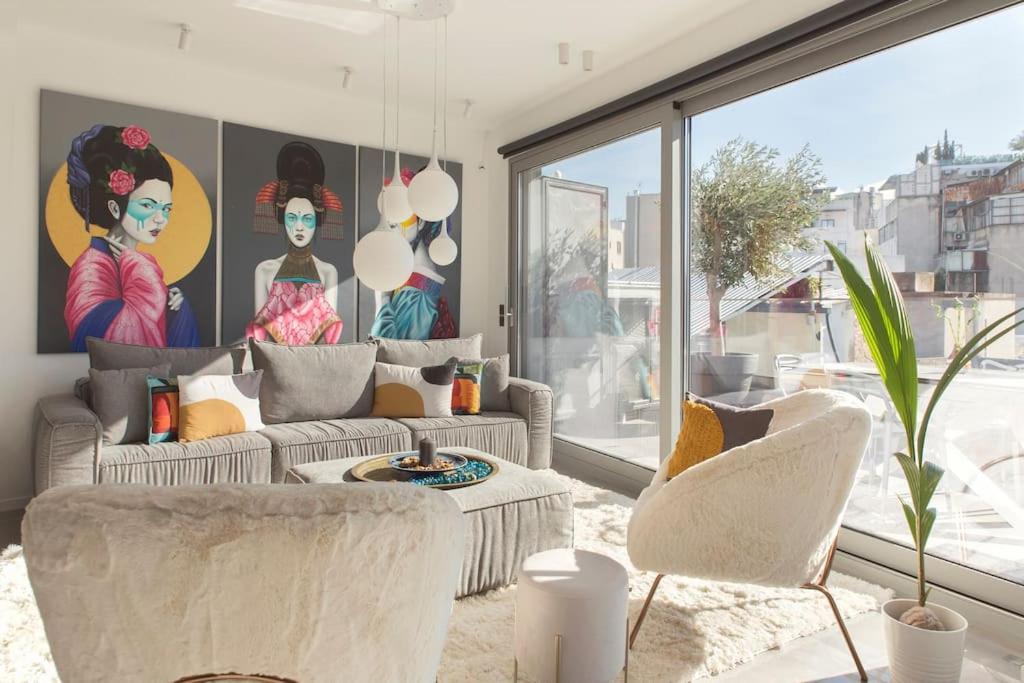 Luxury Acropolis View Apartment-Living Stone Black Pearl Атина Екстериор снимка