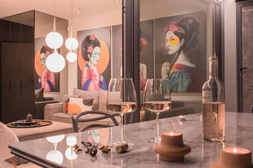 Luxury Acropolis View Apartment-Living Stone Black Pearl Атина Екстериор снимка