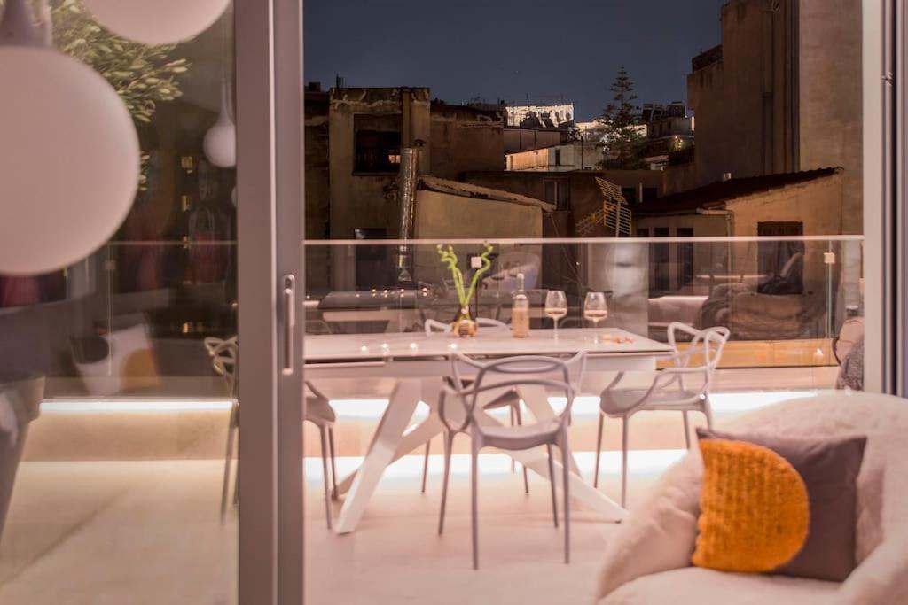 Luxury Acropolis View Apartment-Living Stone Black Pearl Атина Екстериор снимка